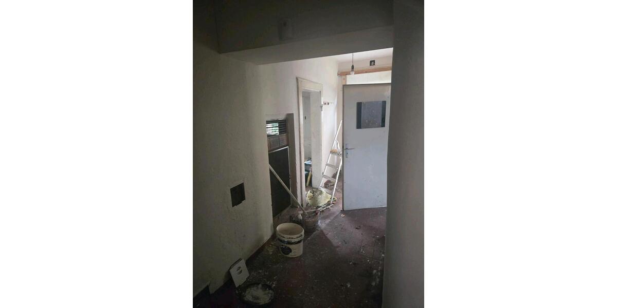 Einfamilienhaus Netzschkau - 5 Zimmer, 100 m&sup2;, 39.600&euro; | Angebot:27122742