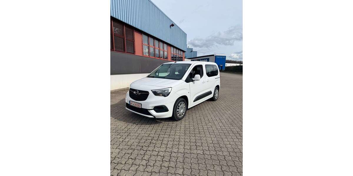 Opel Combo 118.000 km 13.999 &euro; Waldshut-Tiengen 79761