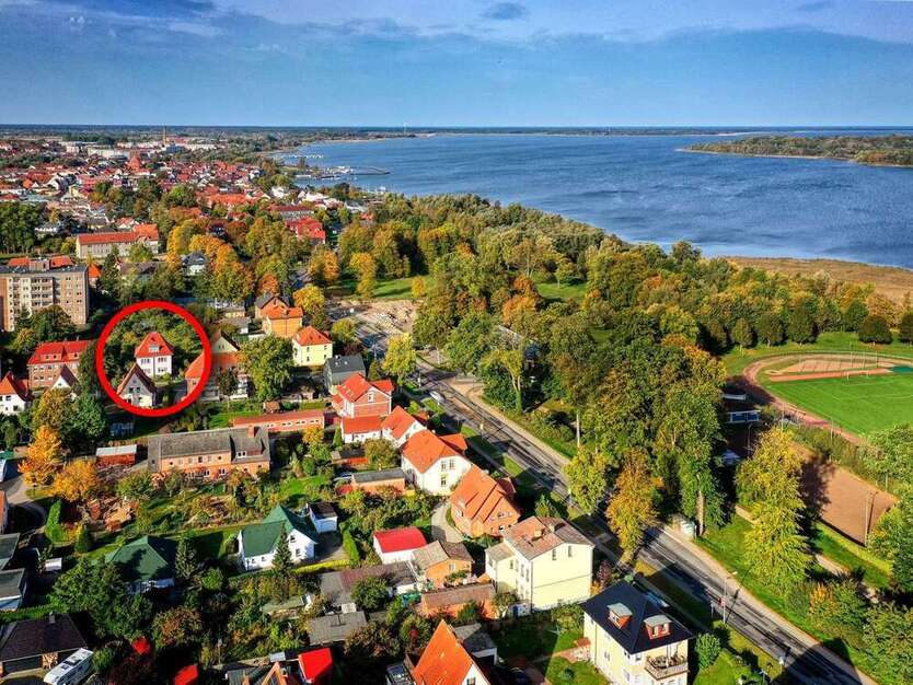 Haus zum Kaufen in Ribnitz-Damgarten 380.000 € 191 m²