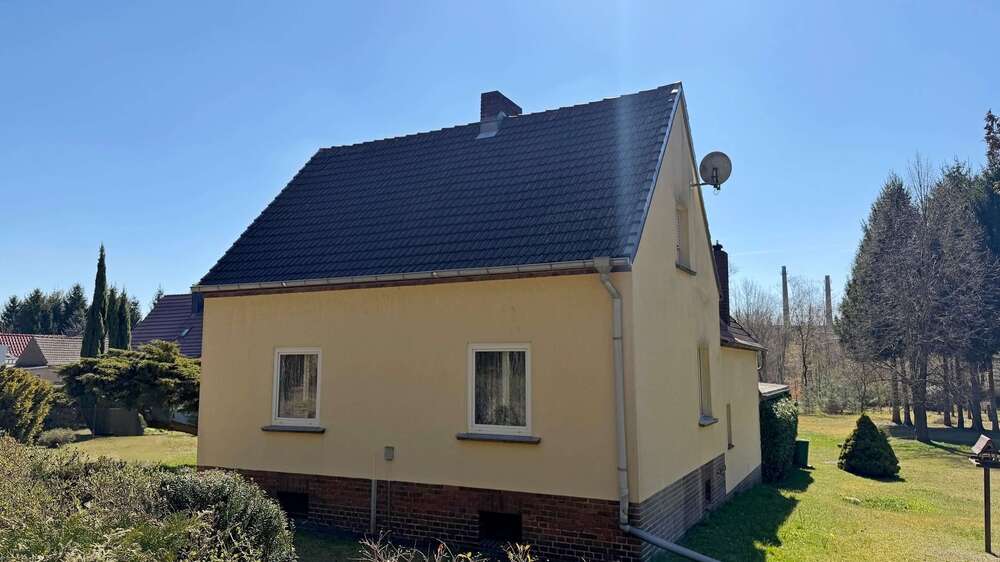 Einfamilienhaus Döbern - 3 Zimmer, 85 m&sup2;, 85.000&euro; | Angebot:26496926