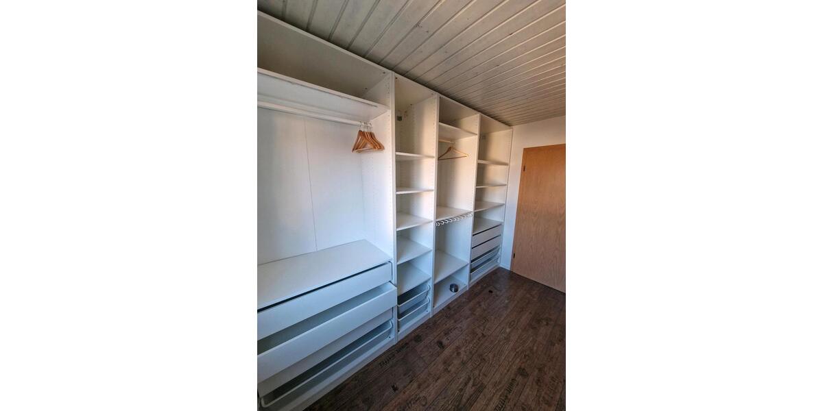 Dachgeschoßwohnung Straubenhardt - 4 Zimmer, 93 m&sup2;, 850&euro; | Angebot:25354030