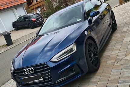 Audi A5 176.000 km 22.999 &euro; Oberviechtach 92526