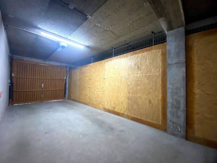 Ruhige 75?m²-DG-Wohnung mit Komfort: Einbauküche & Garage inklusive 3 zimmer