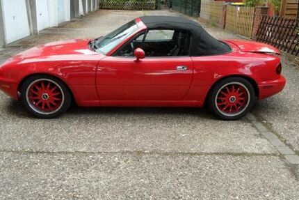 Mazda MX-5 200.000 km 10.990 &euro; Krefeld 47802