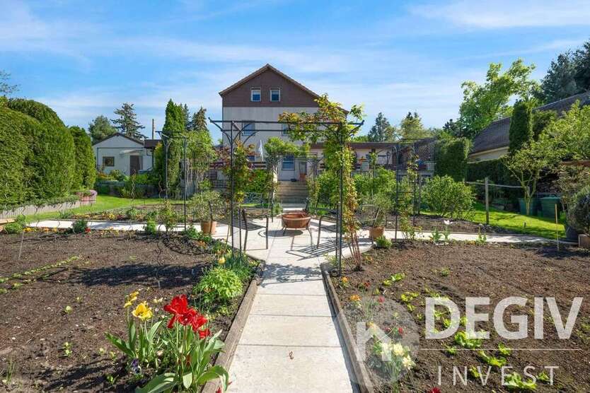 Haus zum Kaufen in Dresden 845.000 € 275 m²