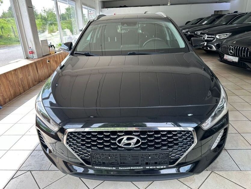 i30