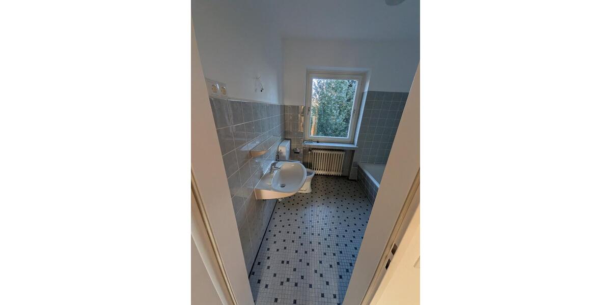 Schönes Reihenmittelhaus ca. 90 m², 4 Zimmer, Garten, Keller etc. 4 zimmer