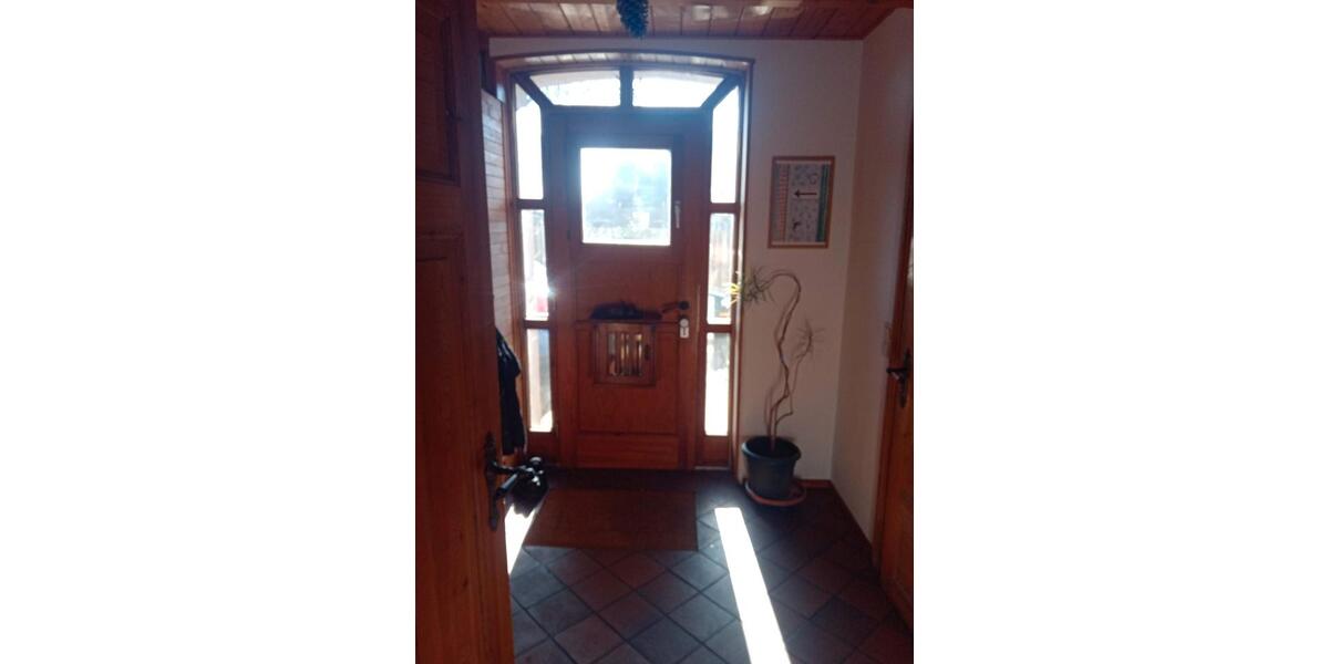 Einfamilienhaus Großsolt - 9 Zimmer, 215 m&sup2;, 375.000&euro; | Angebot:26763137