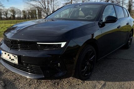 Opel Astra 16.800 km 21.900 &euro; Apen 26689