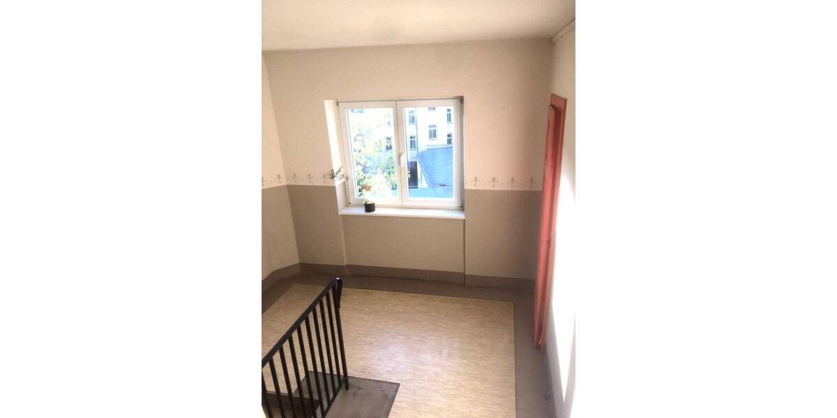 Etagenwohnung Dresden Friedrichstadt - 4 Zimmer, 100 m&sup2;, 757&euro; | Angebot:26343668