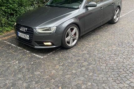 Audi A4 300.000 km 10.500 &euro; München 80339