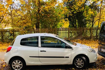 Renault Clio 36.150 km 5.470 &euro; München 80637
