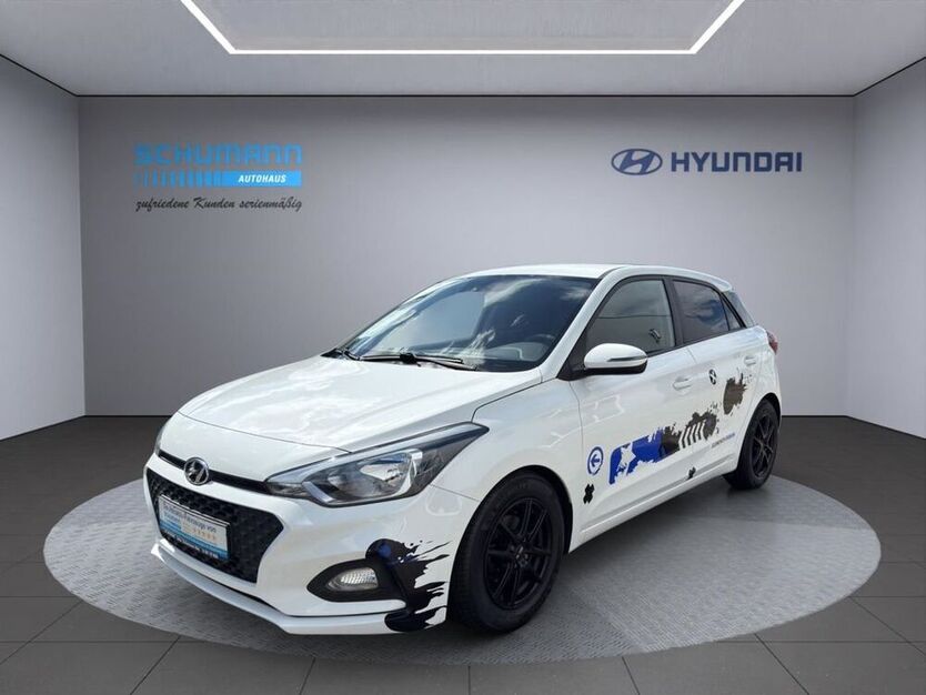 i20