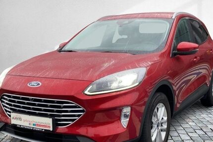 Ford Kuga 14.825 km 22.889 &euro; Bamberg 96052