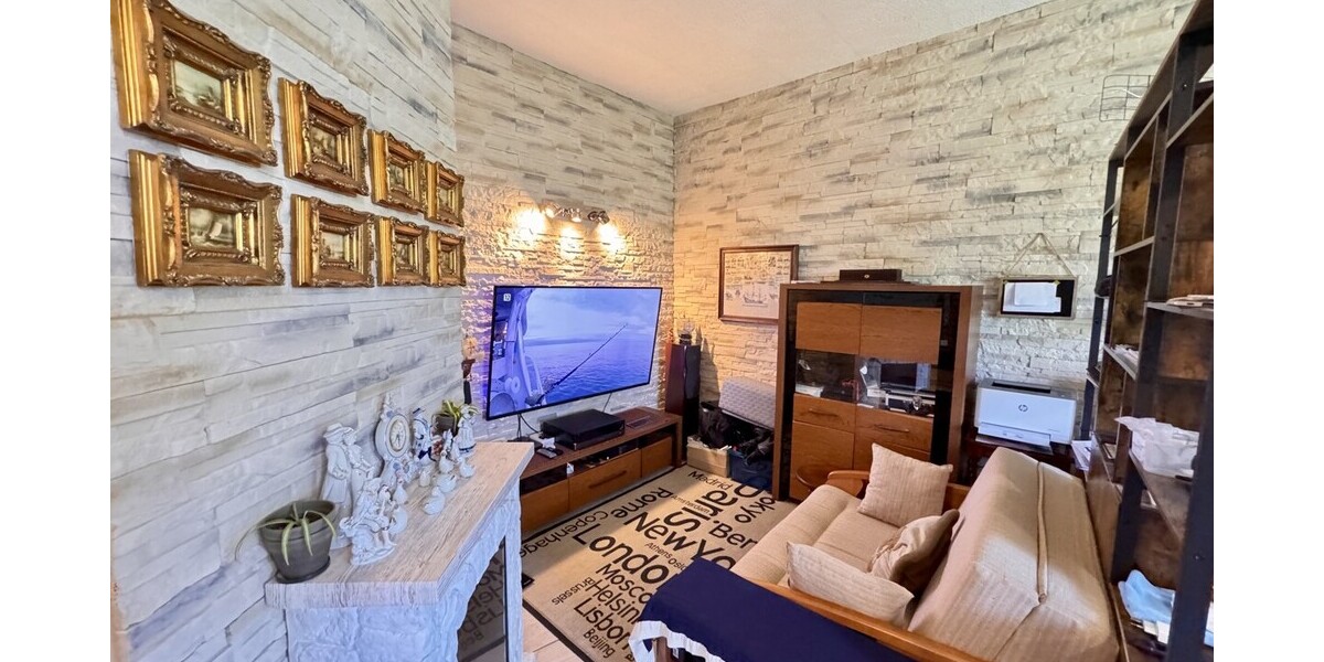 HORN IMMOBILIEN ++ Einraumwohnung im Obergeschoss in Grambow – renoviert und mit Blick ins Grüne - Etagenwohnung Grambow | Angebot:27053789