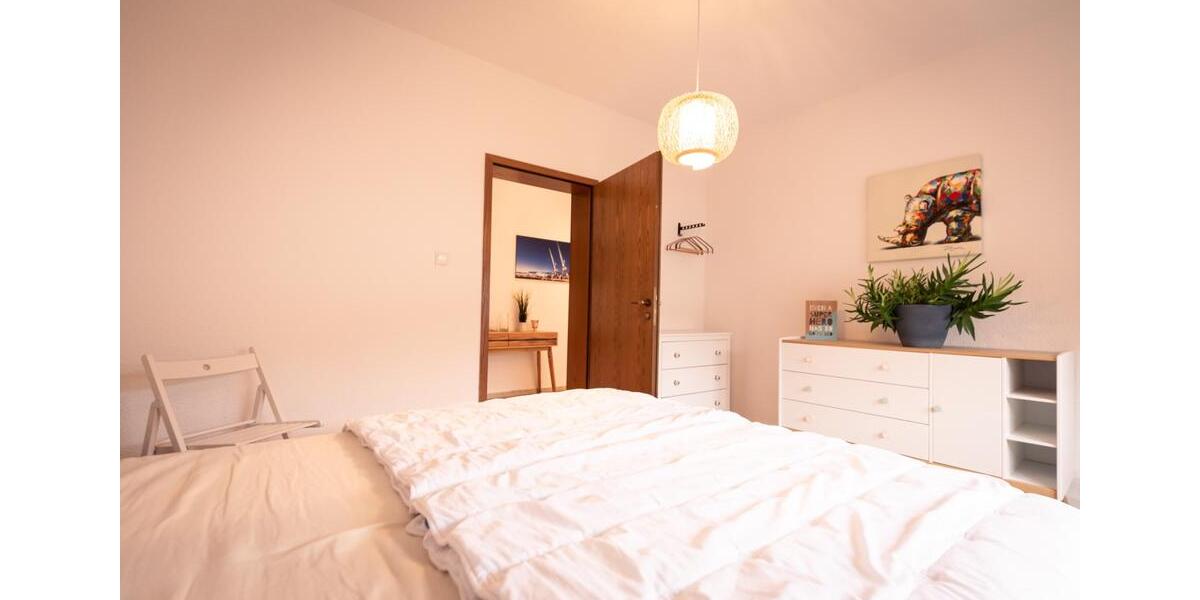 Voll ausgestattete Wohnung - Gehdistanz zum Marine-Hauptquartier 2.5 zimmer