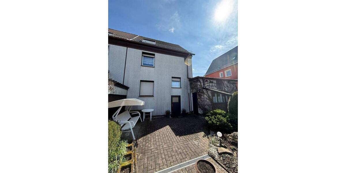 Doppelhaushälfte Hartmannsdorf b Chemnitz - 5 Zimmer, 120 m&sup2;, 169.000&euro; | Angebot:26473203
