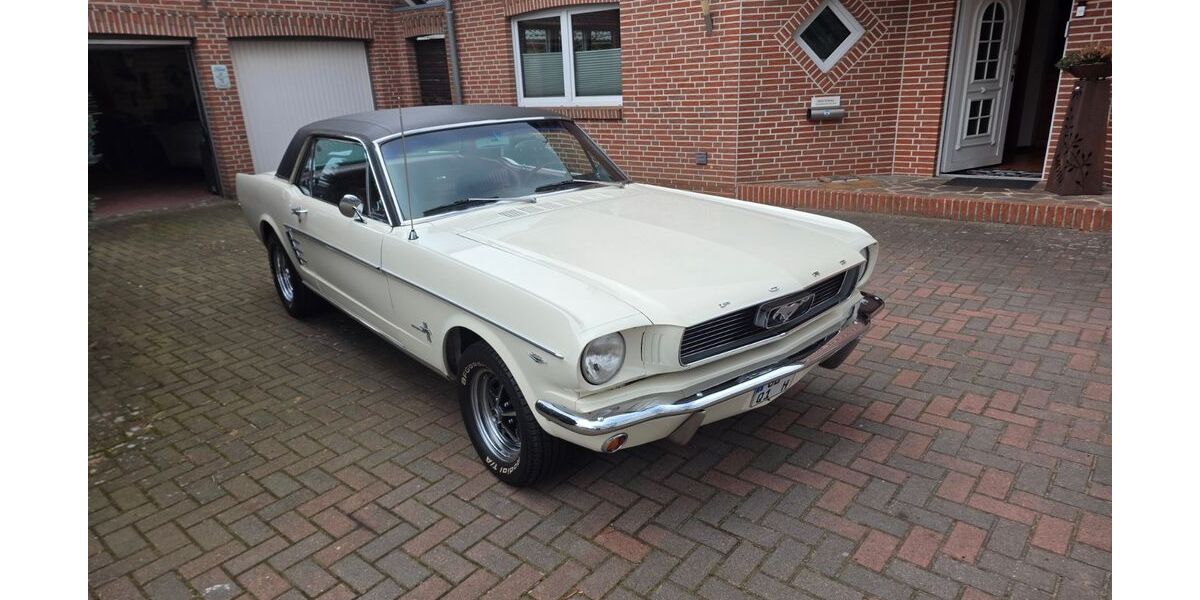 Ford Mustang 121.000 km 55.000 &euro; Hatten 26209