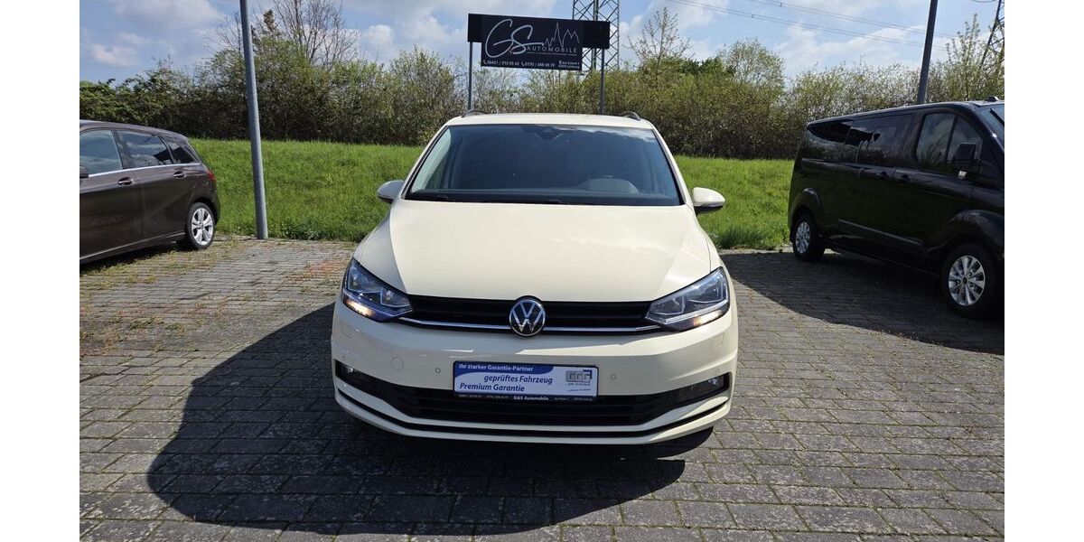 VW Touran 45.047 km 28.490 &euro; Limburg 65553