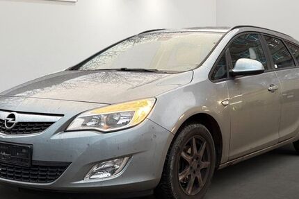 Opel Astra 91.771 km 2.399 &euro; Berlin 12681