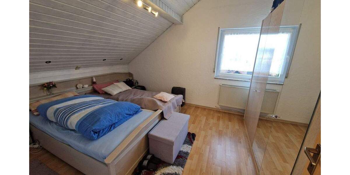 Etagenwohnung Kreuztal Ferndorf - 4 Zimmer, 102 m&sup2;, 290.000&euro; | Angebot:25387827