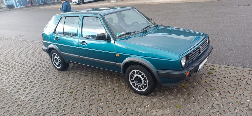 VW Golf 107.112 km 4.950 &euro; Schaufling 94571