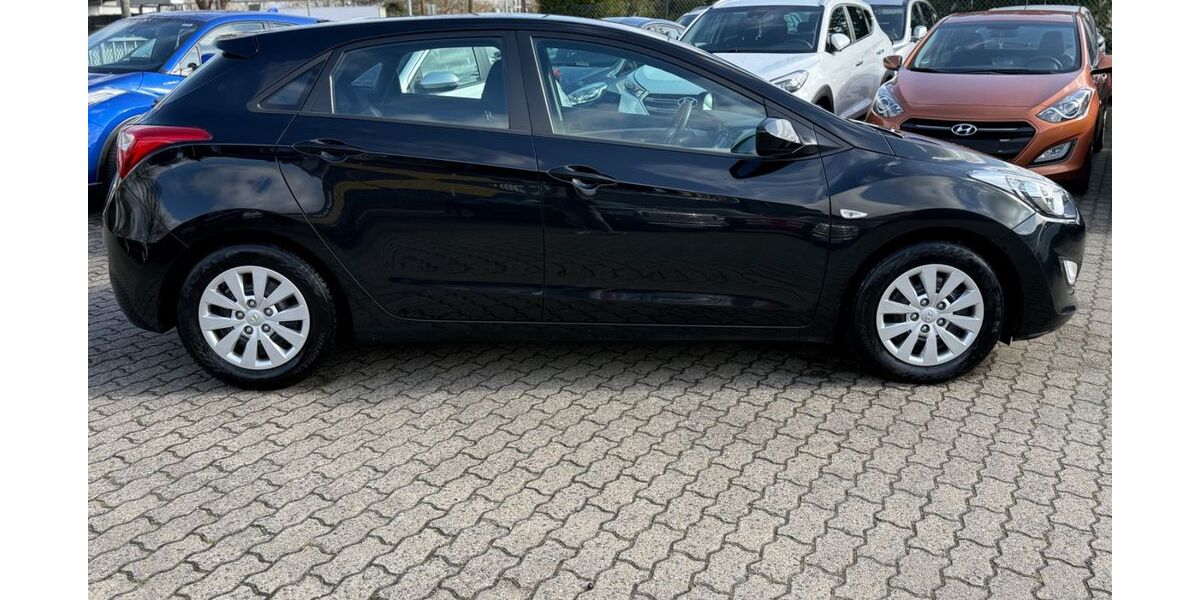Hyundai i30 190.297 km 4.999 &euro; Hanau 63452