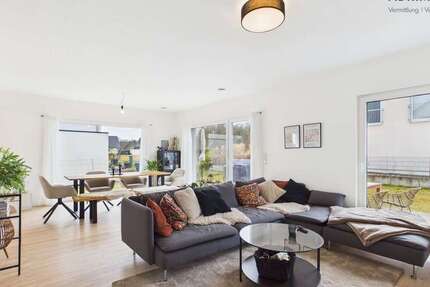 Haus Illertissen - 4.5 Zimmer, 134 m&sup2;, 599.000&euro; | Angebot:25052248