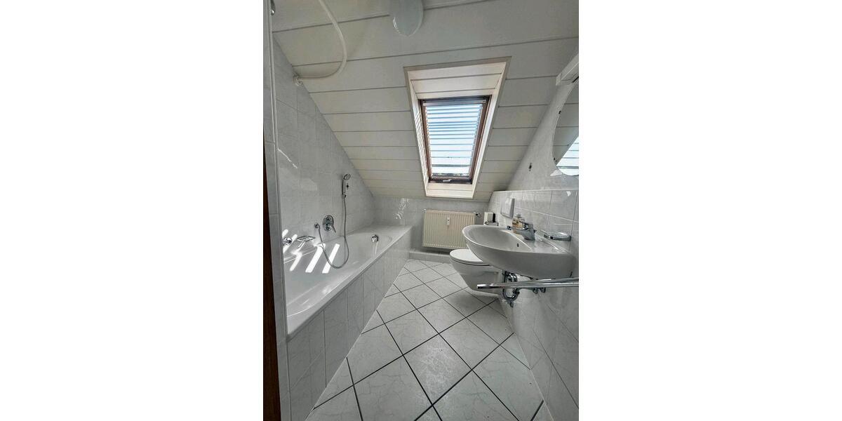 Dachgeschoßwohnung Wittlich - 2 Zimmer, 50 m&sup2;, 150.000&euro; | Angebot:26992909