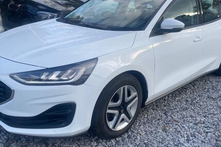 Ford Focus 143.460 km 9.500 &euro; Berlin 12059
