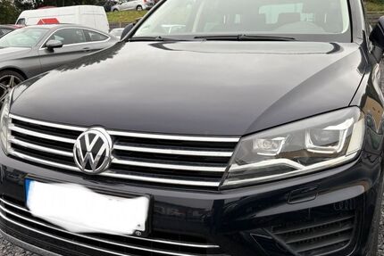 VW Touareg 274.000 km 12.450 &euro; Ochtendung 56299