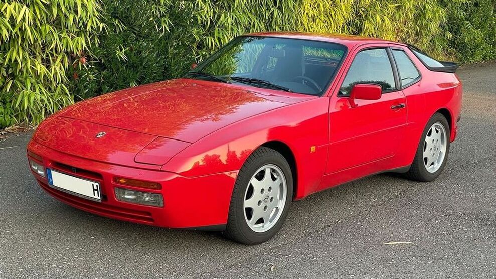 944