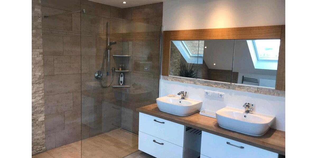 Etagenwohnung Bad Königshofen im Grabfeld - 4 Zimmer, 100 m&sup2;, 800&euro; | Angebot:26058115