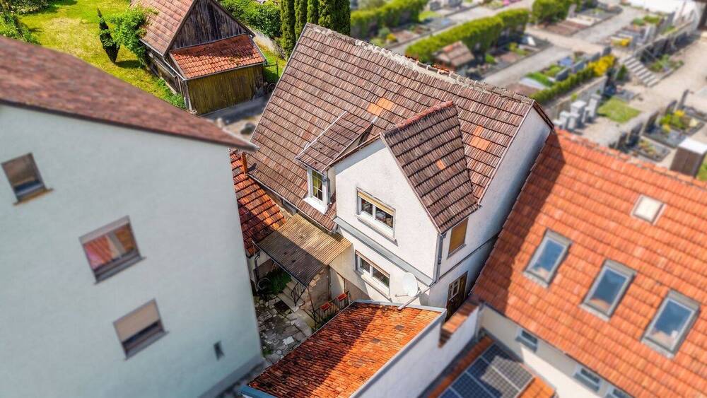 Mehrfamilienhaus, Wohnhaus Erlabrunn - 4 Zimmer, 111 m&sup2;, 275.000&euro; | Angebot:26685242