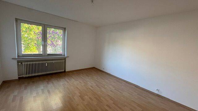 Etagenwohnung Saarbrücken Malstatt - 3 Zimmer, 74 m&sup2;, 550&euro; | Angebot:26419552