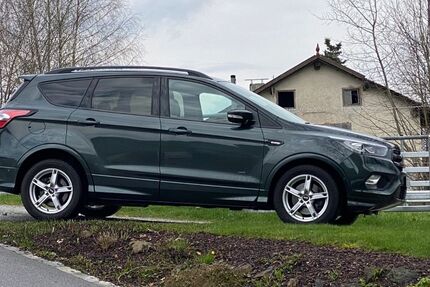 Ford Kuga 122.100 km 14.500 &euro; Geiersthal 94244