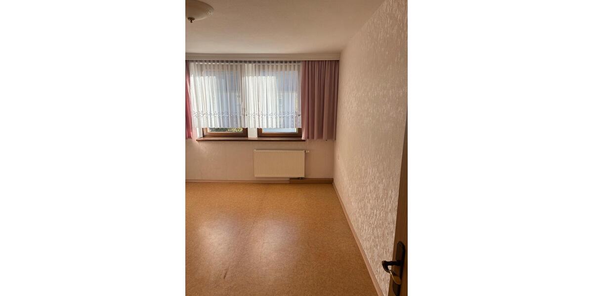 Etagenwohnung Pockau-Lengefeld Nennigmühle - 5 Zimmer, 58 m&sup2;, 25.000&euro; | Angebot:27222691
