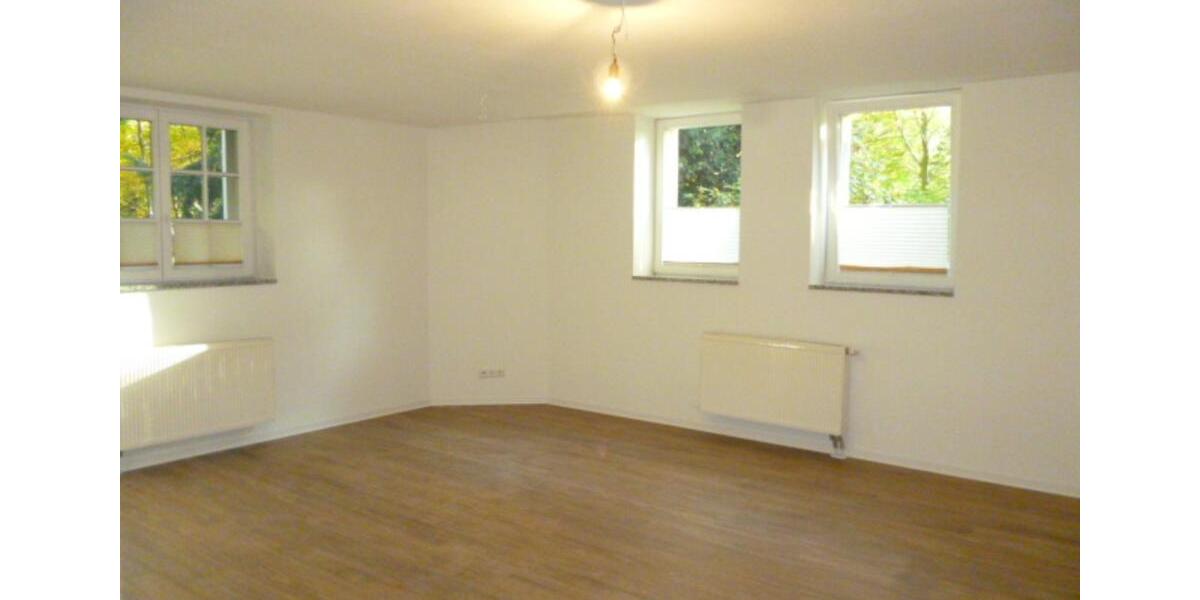 Etagenwohnung Georgenthal - 3 Zimmer, 120 m&sup2;, 960&euro; | Angebot:24863770