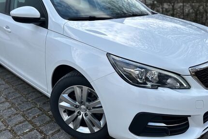Peugeot 308 37.000 km 12.990 &euro; Dinkelscherben 86424
