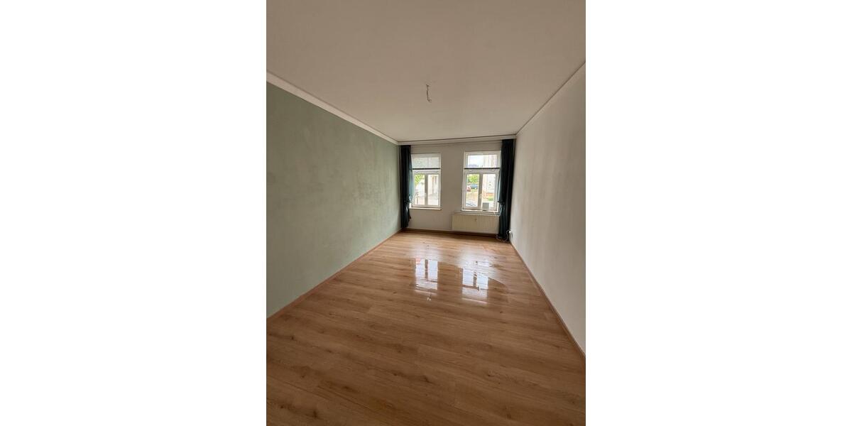 Etagenwohnung Markkleeberg - 6 Zimmer, 125 m&sup2;, 1.670&euro; | Angebot:26580836