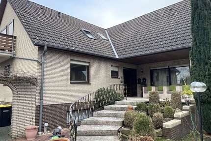 Haus zum Kaufen in Garbsen Osterwald Oberende 550.000 € 227 m² 9 zimmer