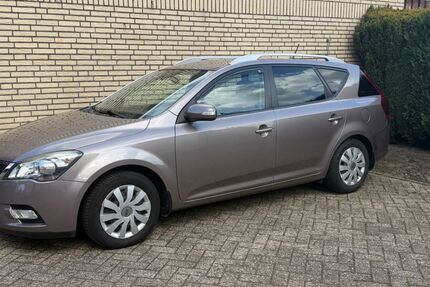 Kia ceed / Ceed 173.000 km 5.200 &euro; Delmenhorst 27753