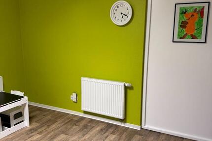 TherapieräumeRaum im Zentrum Hesel zu vermieten zimmer