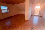 Dachgeschoßwohnung Neustadt an der Aisch - 3.5 Zimmer, 125 m&sup2;, 1.175&euro; | Angebot:25869150