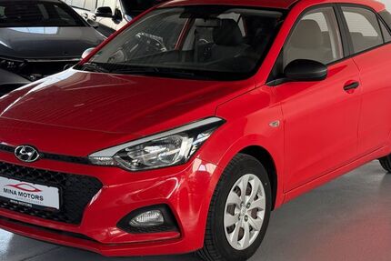 Hyundai i20 2.100 km 9.499 &euro; Elchingen 89275