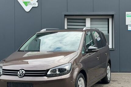 VW Touran 152.075 km 8.990 &euro; Bad Mergentheim 97980
