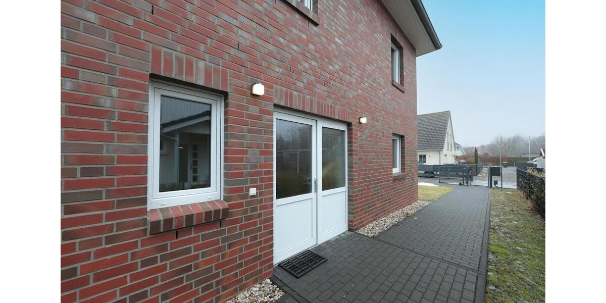 Villa Oranienburg - 4 Zimmer, 164 m&sup2;, 2.456&euro; | Angebot:25393506