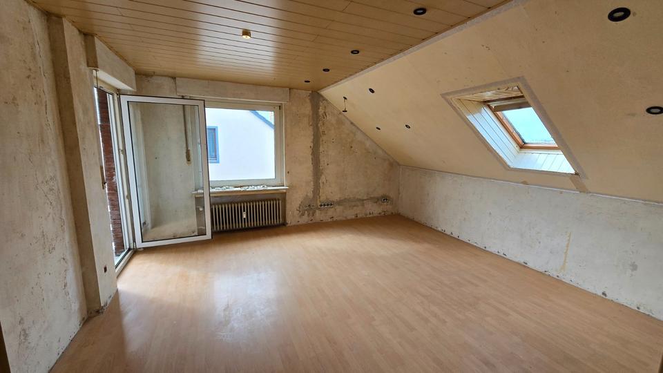 Dachgeschoßwohnung Dissen am Teutoburger Wald - 3 Zimmer, 84 m&sup2;, 149.000&euro; | Angebot:27262794