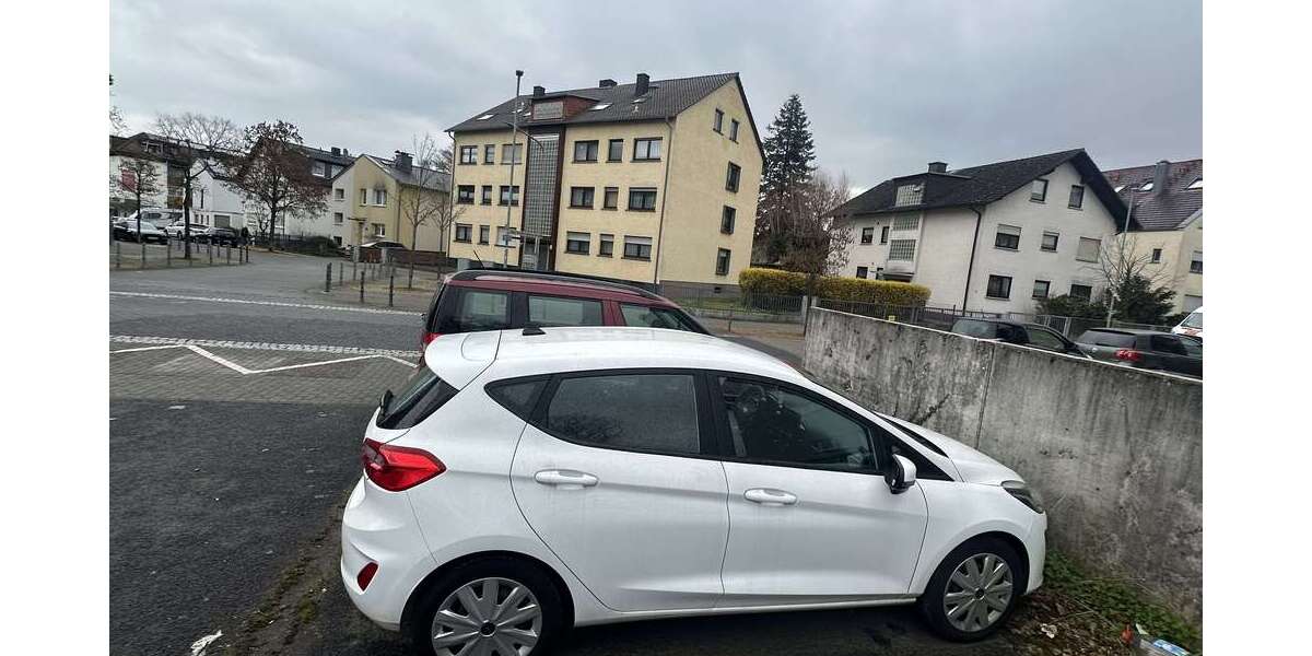Ford Fiesta 107.300 km 8.700 &euro; obertshausen 63179