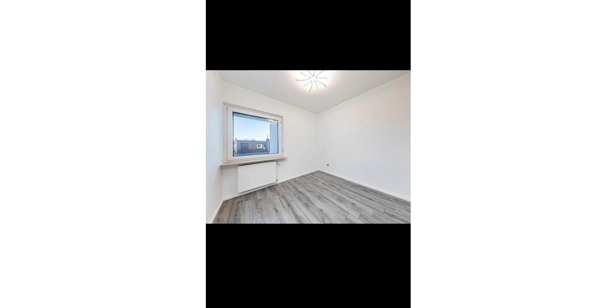 Reihenhaus Stuhr - 5 Zimmer, 123 m&sup2;, 1.400&euro; | Angebot:26255443